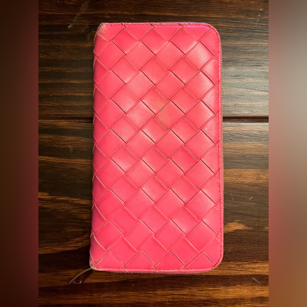 Authentic Bottega Veneta Zip Around Wallet-Pink